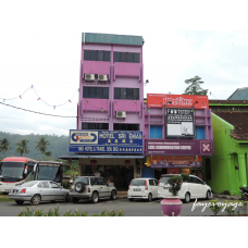 Transfer from National Park, Pahang to Jerantut. 9:30 am